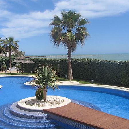 Apartamentos Punta Cormoran ラ・マンガ・デル・マール・メノール エクステリア 写真