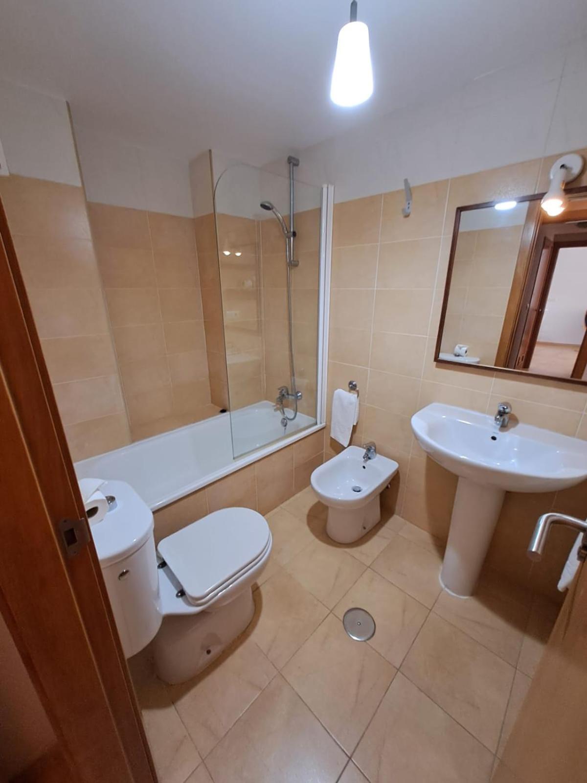 Apartamentos Punta Cormoran ラ・マンガ・デル・マール・メノール エクステリア 写真